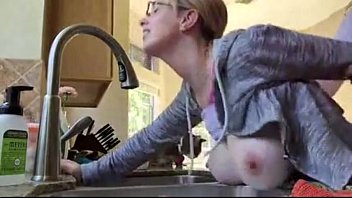 Sexo en la cocina culona
