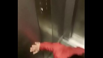 Ana serrado lila ascensores